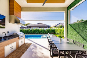 Naples Calming Waves Luxury Home 4-3